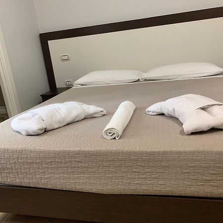 Thewesley Hotel Rome Room photo