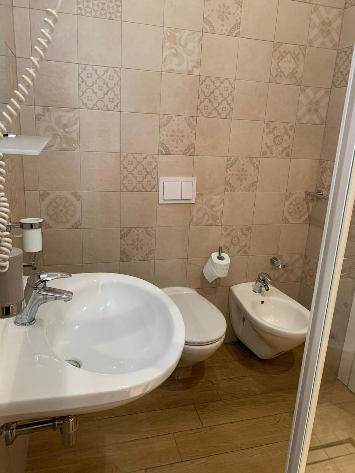 Thewesley Hotel Rome Room photo